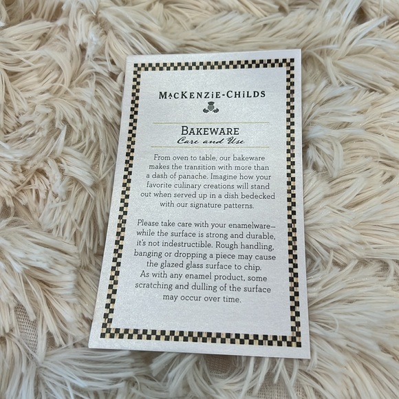 MacKenzie-Childs Small Courtly Check Oval Gratin Enamel Dish - Picture 12 of 14